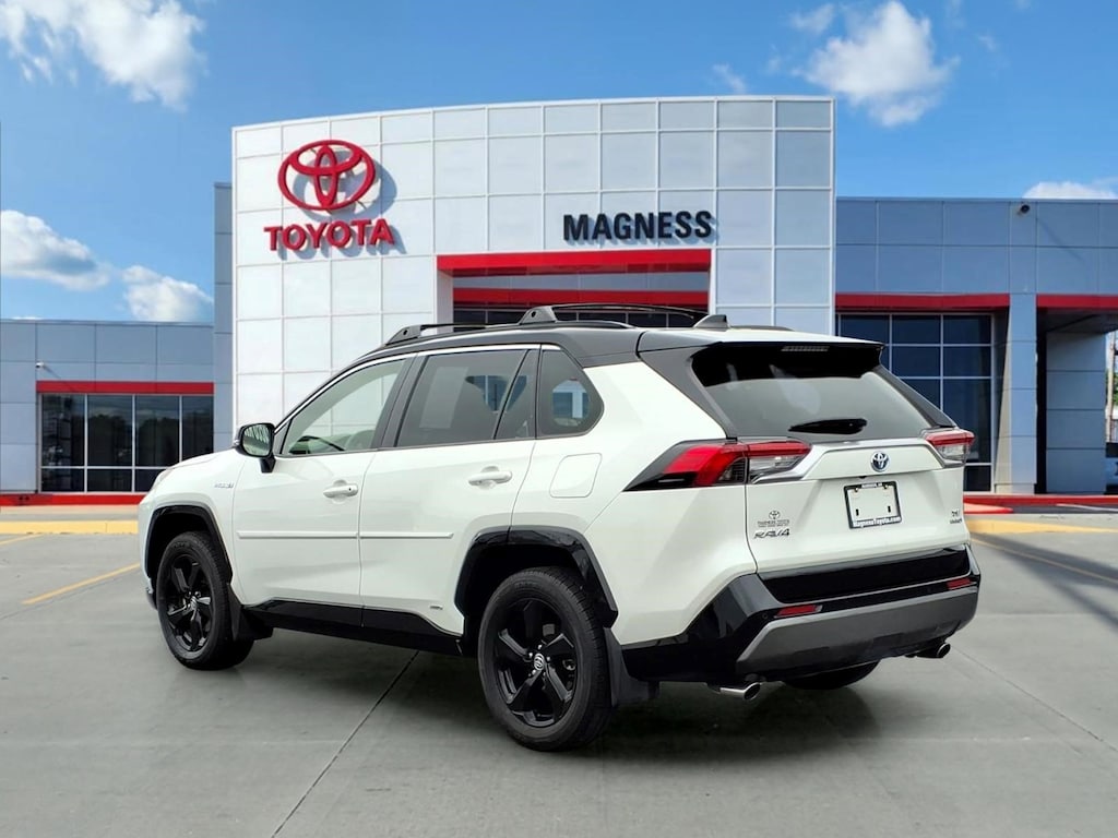 Used 2020 Toyota RAV4 Hybrid XSE SUV