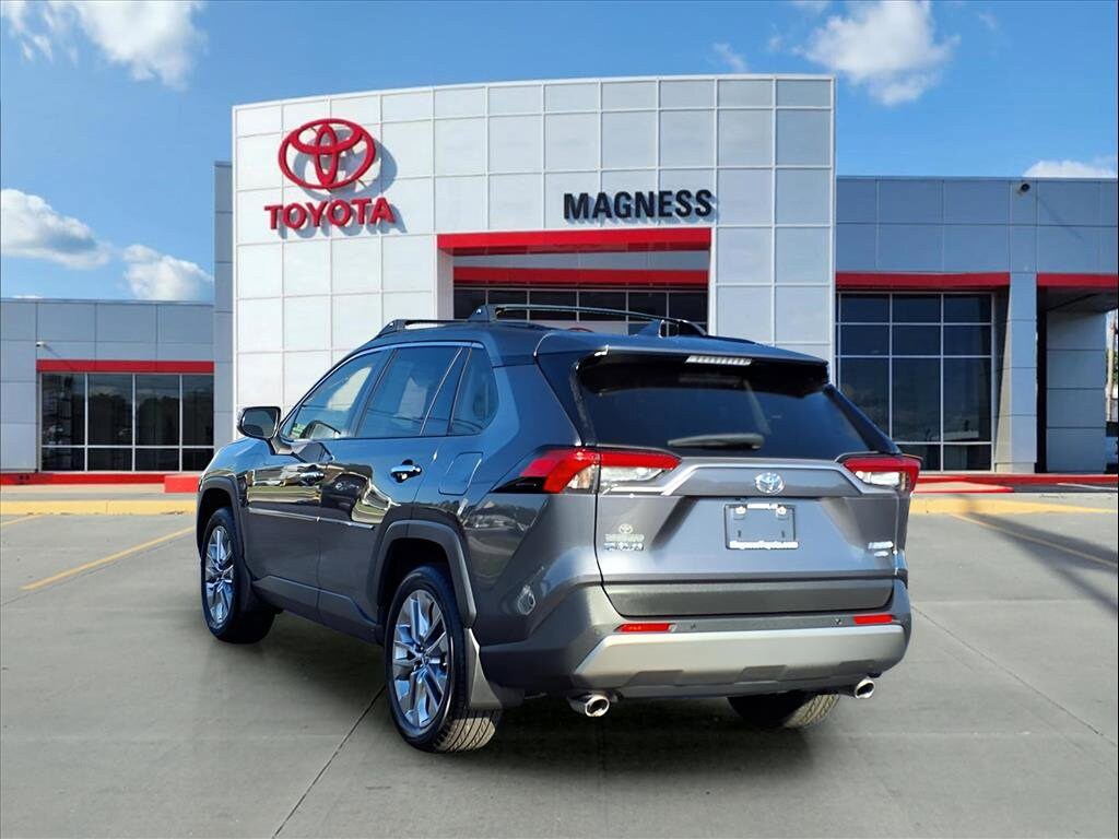 2024 Toyota RAV4 Limited photo 3