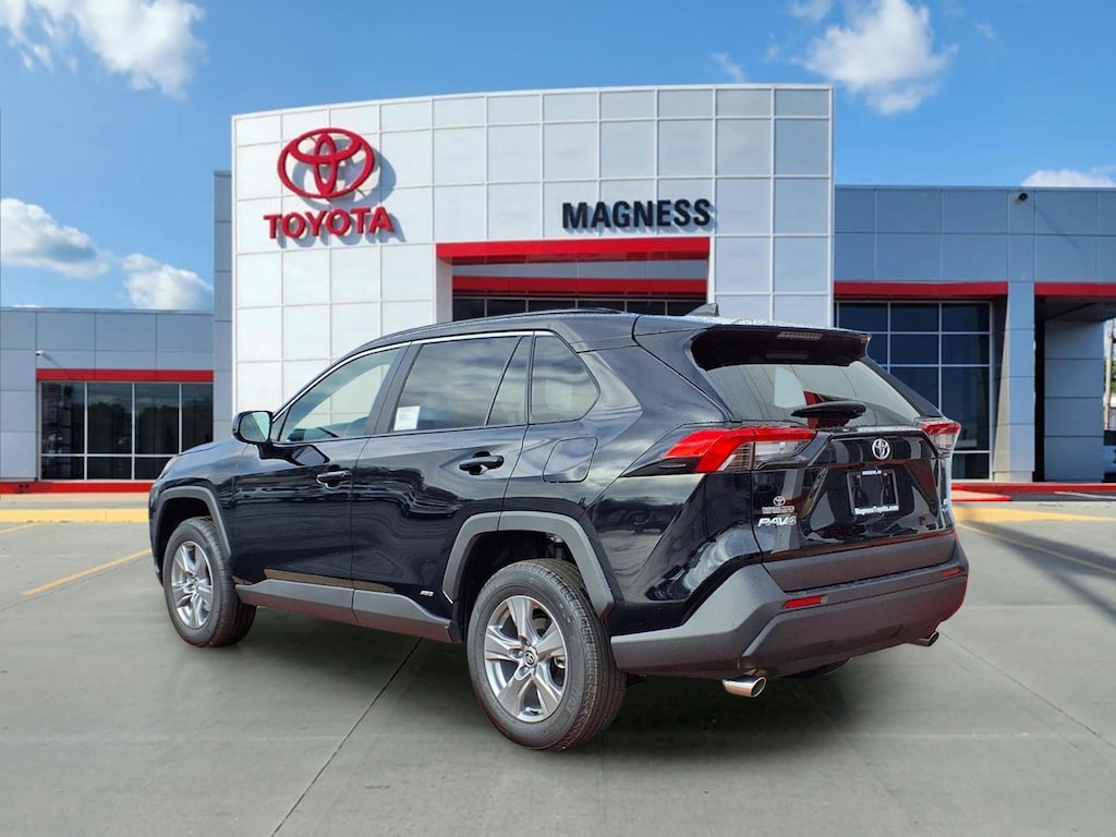 New 2025 Toyota RAV4 Hybrid LE SUV