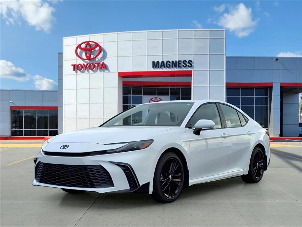 New 2026 Toyota Camry SE Sedan