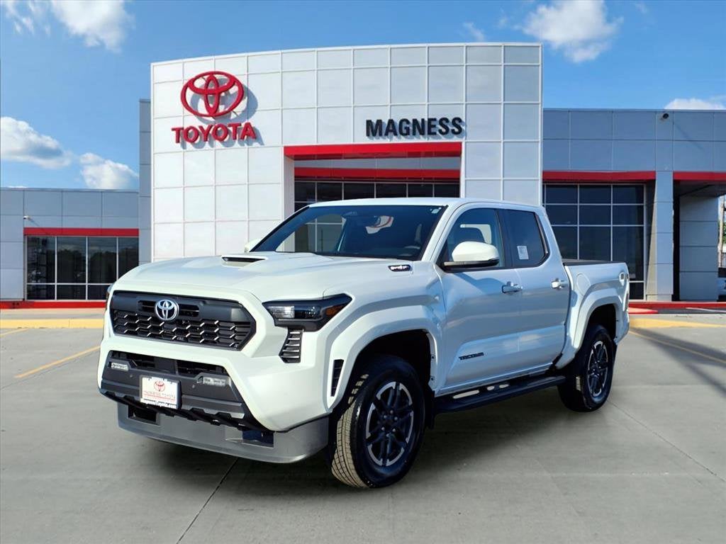 2024 Toyota Tacoma i-FORCE MAX TRD Sport