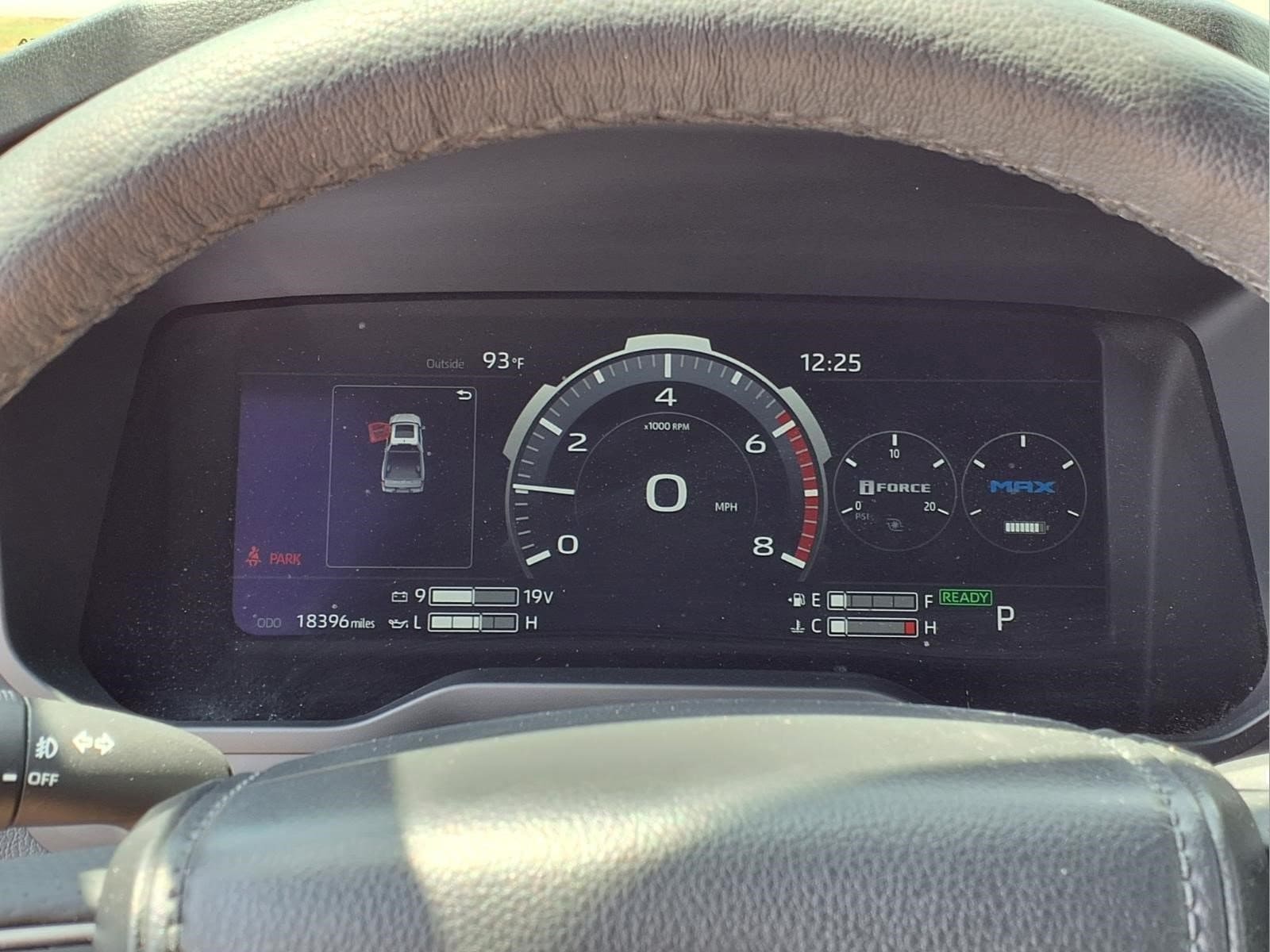 2025 Toyota Tundra Limited - Photo 17