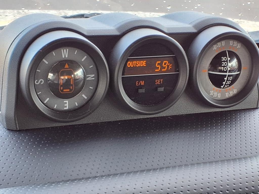 2014 Toyota FJ Cruiser Base - Photo 9