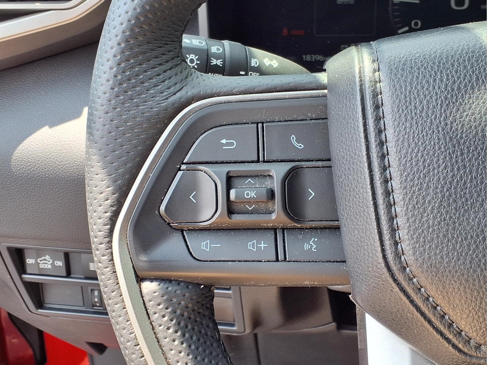2025 Toyota Tundra Limited - Photo 15