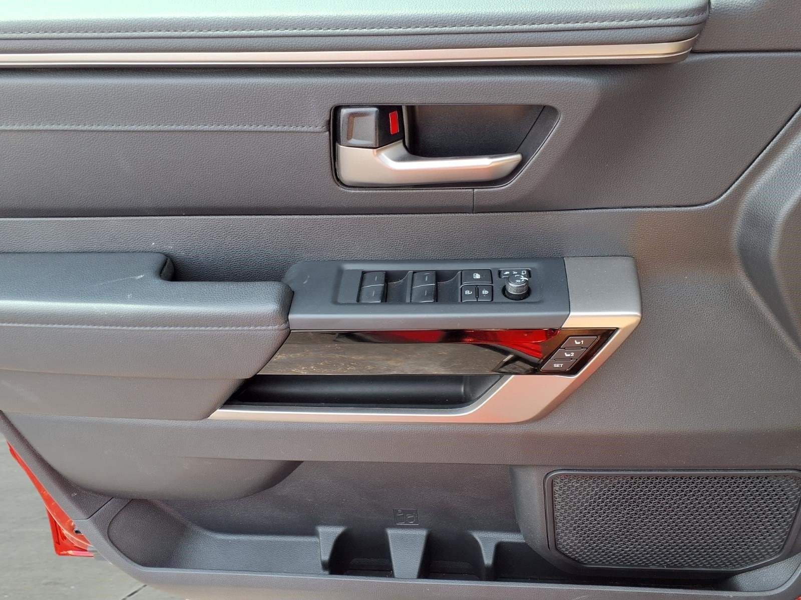 2025 Toyota Tundra Limited - Photo 20