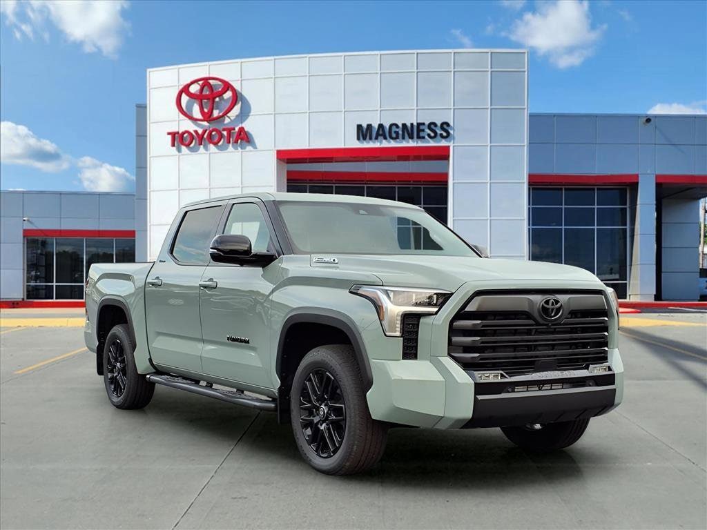 New 2026 Toyota Tundra i-FORCE MAX Limited i-FORCE MAX Truck CrewMax