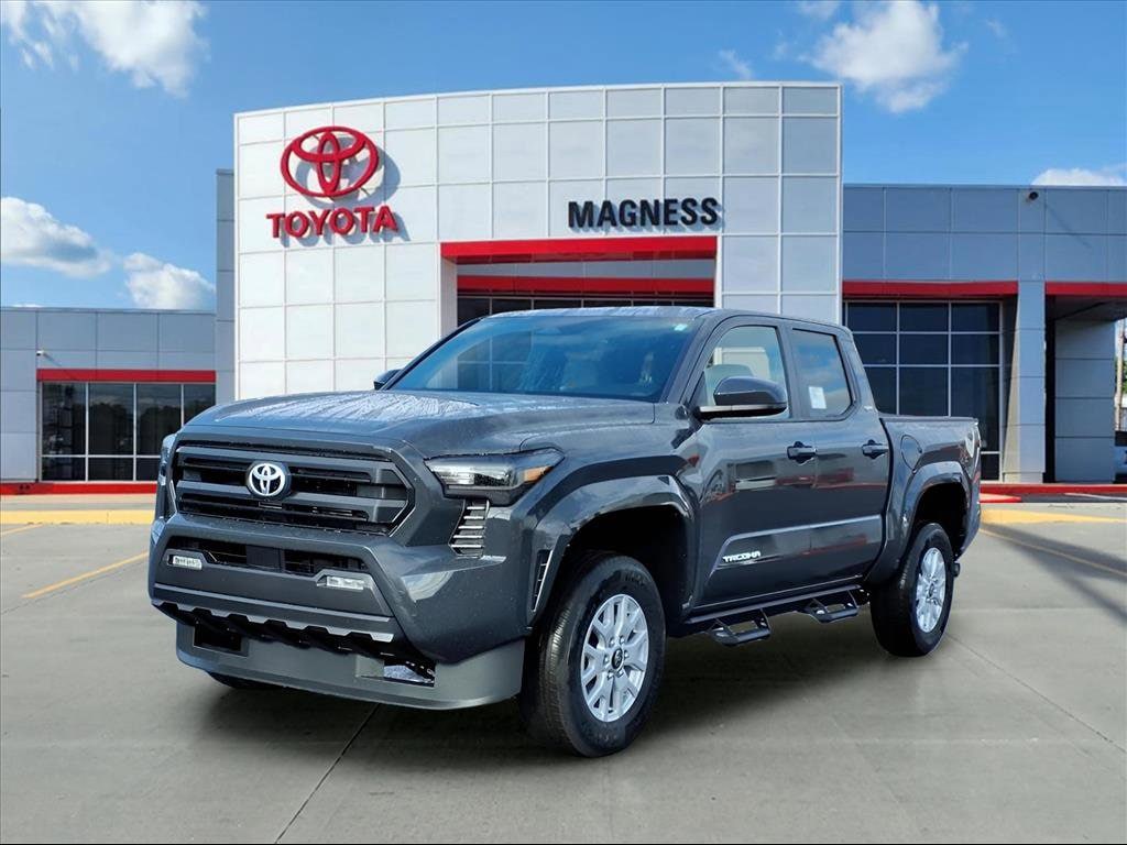 2025 Toyota Tacoma SR5's photo