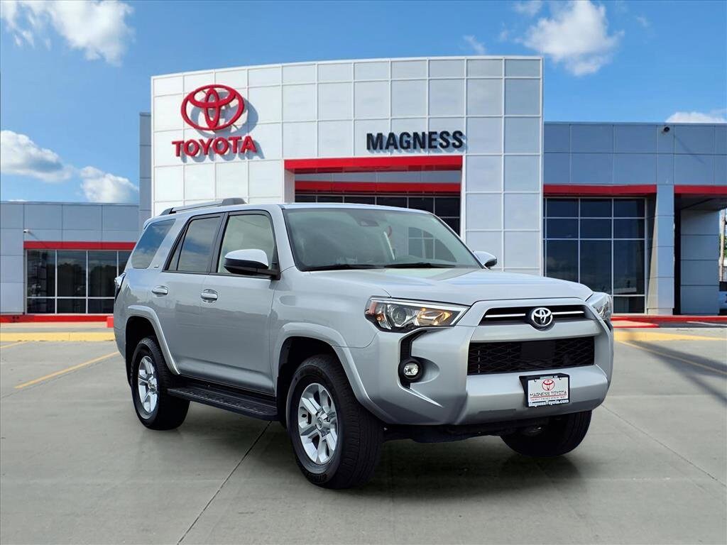 2024 Toyota 4Runner SR5 photo 2