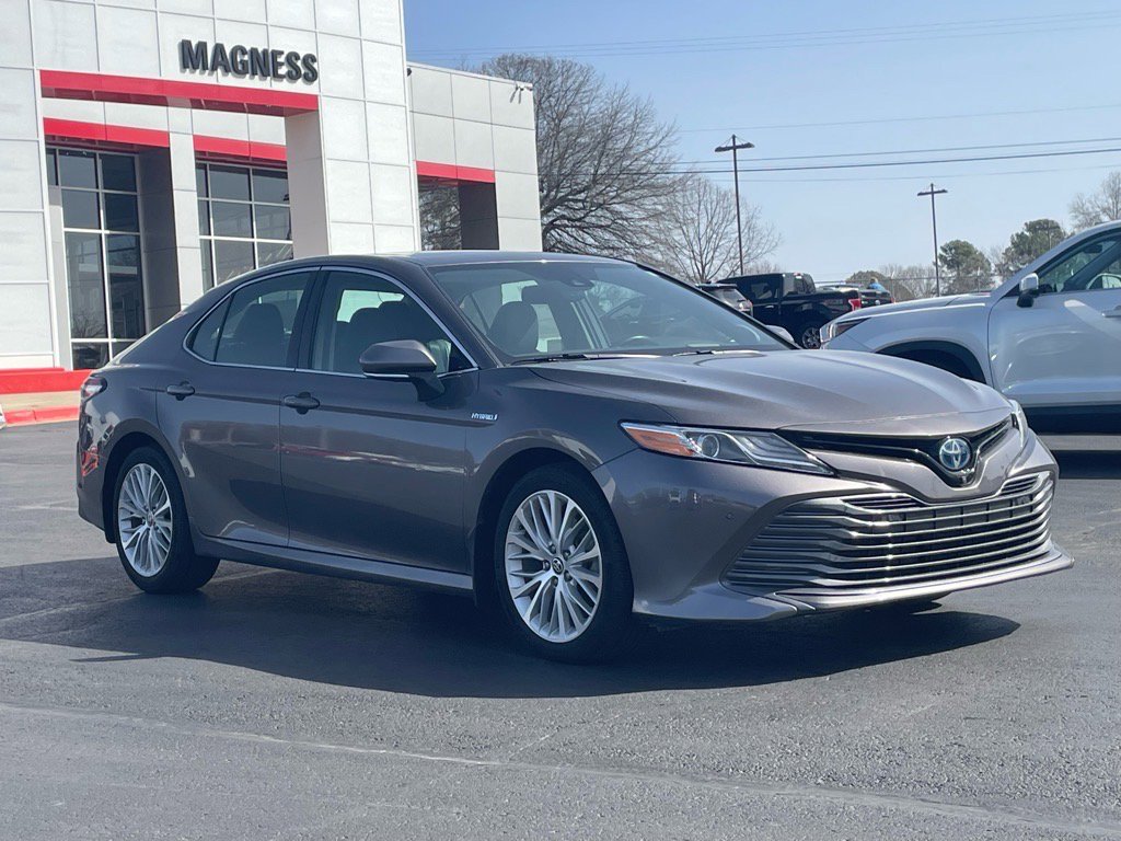 Used 2020 Toyota Camry XLE with VIN 4T1F31AK4LU531802 for sale in Harrison, AR