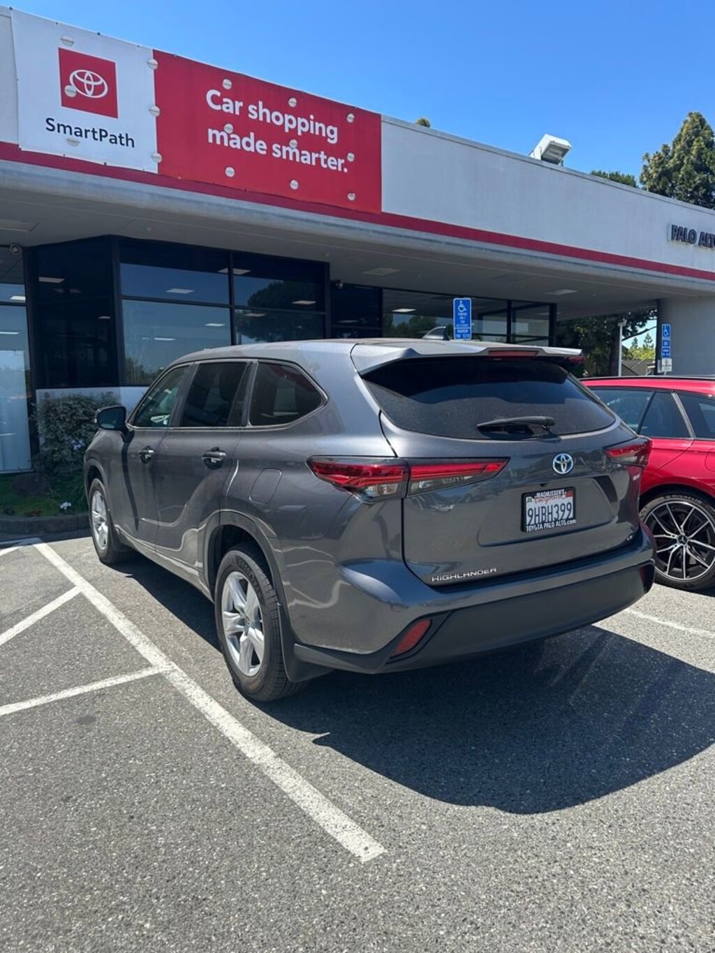 Used 2023 Toyota Highlander Hybrid LE Sport Utility