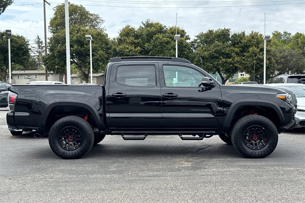 2023 Toyota Tacoma TRD Pro photo 3