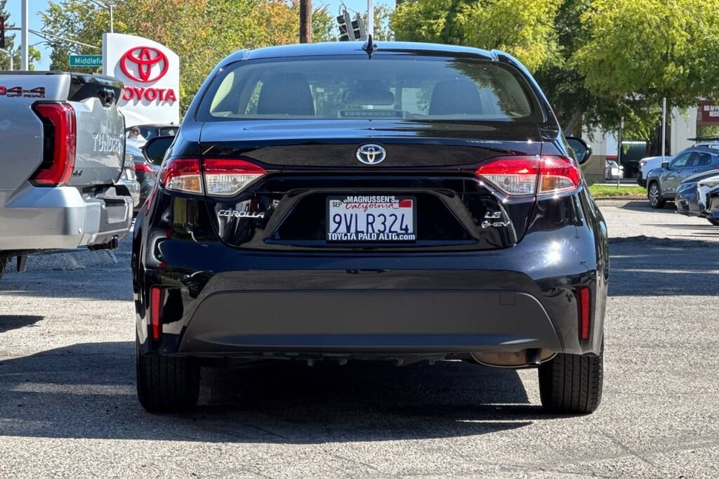 Certified 2025 Toyota Corolla Hybrid LE Sedan