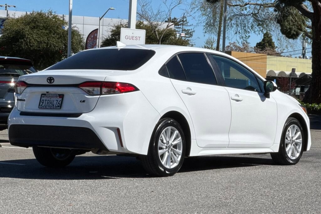 Certified 2025 Toyota Corolla LE Sedan