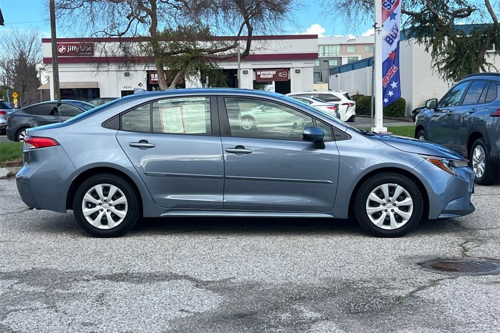 Certified 2022 Toyota Corolla LE with VIN JTDEPMAE4NJ222531 for sale in Northfield, Minnesota