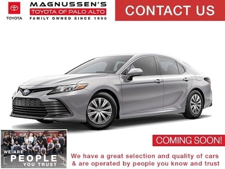 2023 Toyota Camry Hybrid LE Sedan