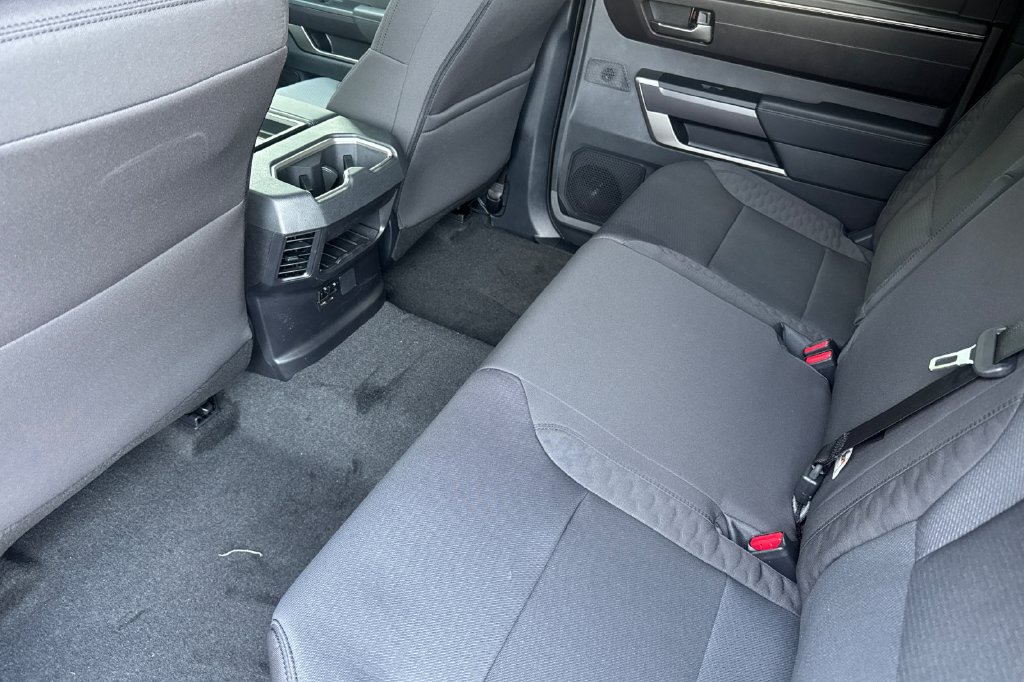 2026 Toyota Tundra SR5 - Photo 8