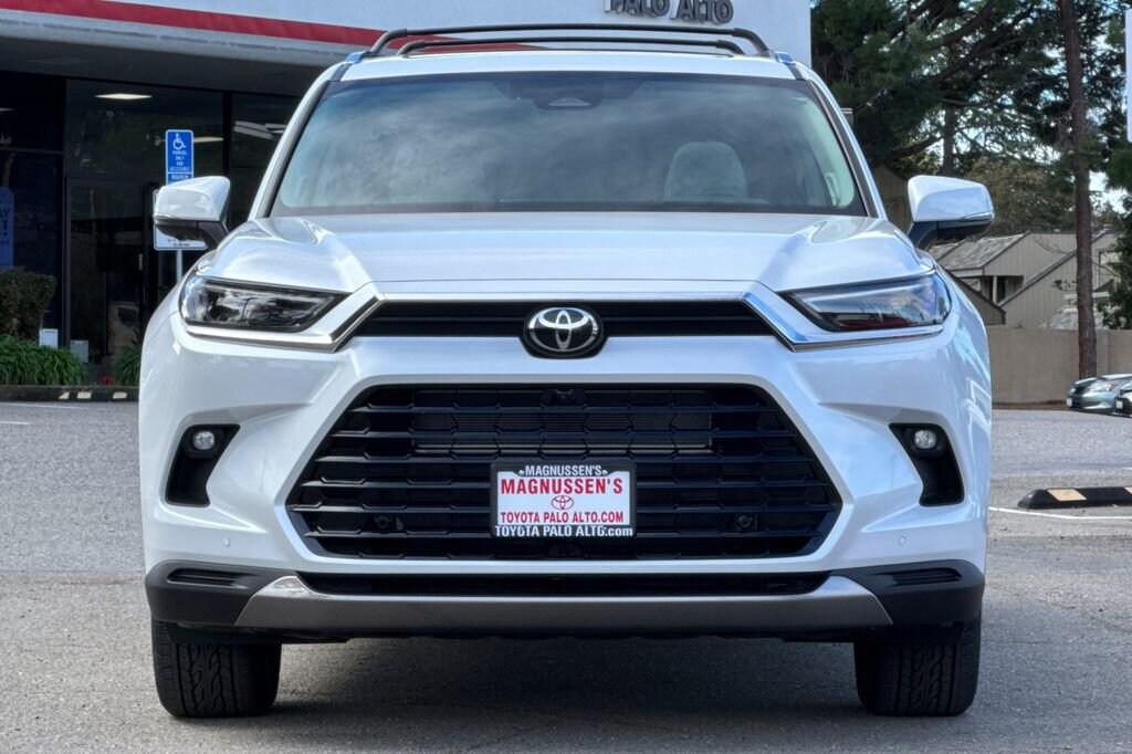 New 2026 Toyota Grand Highlander Hybrid Limited SUV