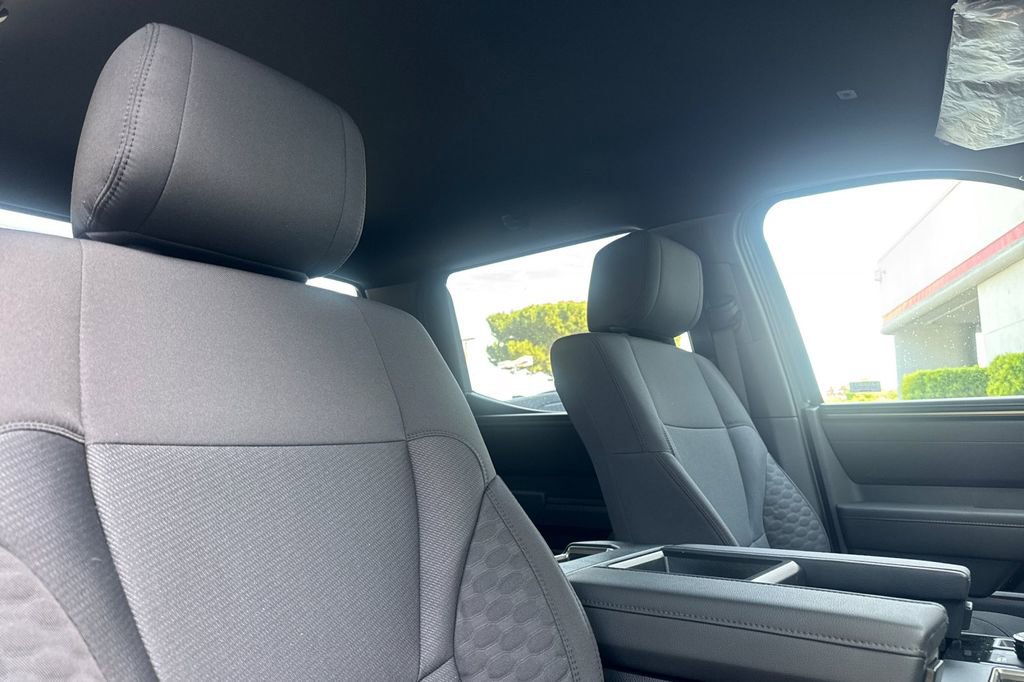 2026 Toyota Tundra SR5 - Photo 13