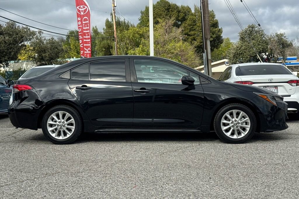 Certified 2021 Toyota Corolla LE Sedan