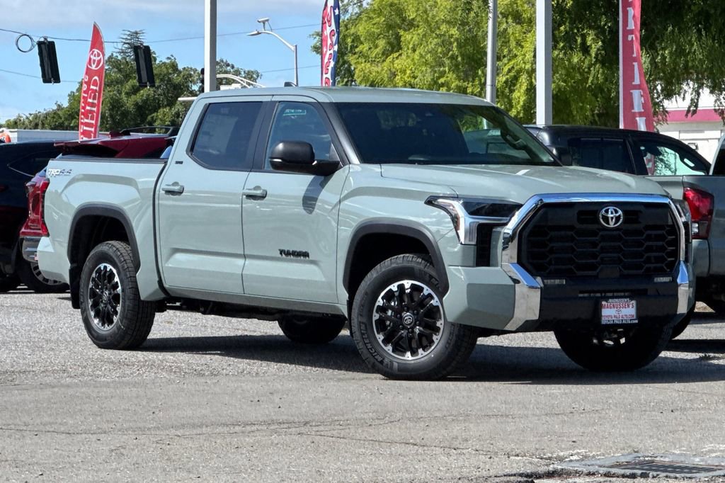 2026 Toyota Tundra SR5 photo 2
