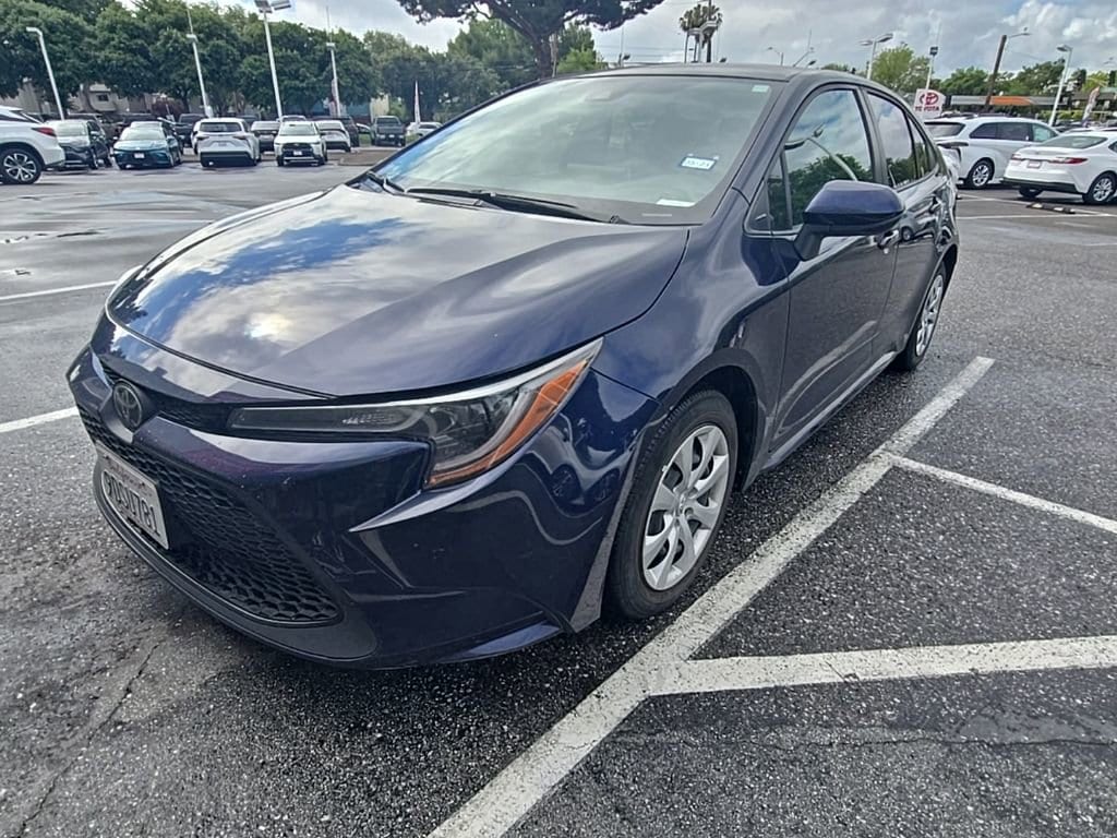2020 Toyota Corolla LE photo 4