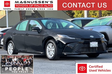 2025 Toyota Camry LE Sedan
