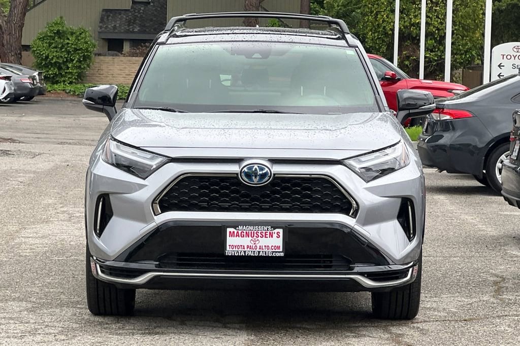 2024 Toyota RAV4 Prime XSE photo 3