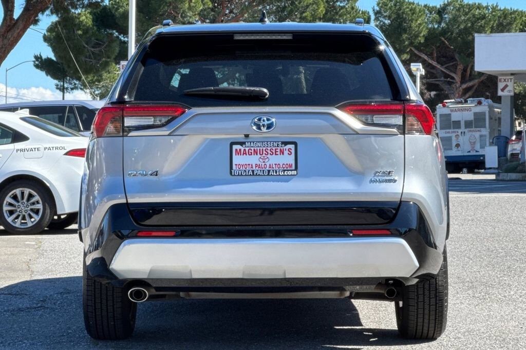 Used 2019 Toyota RAV4 Hybrid XSE Sport Utility