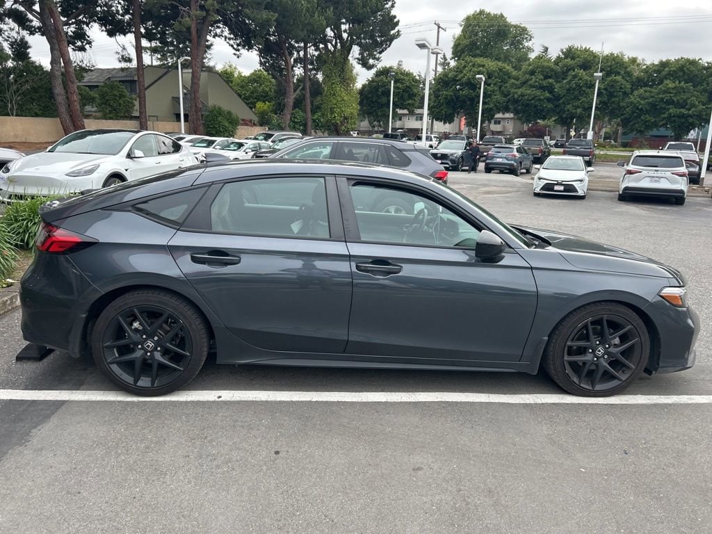 2025 Honda Civic Sport photo 3