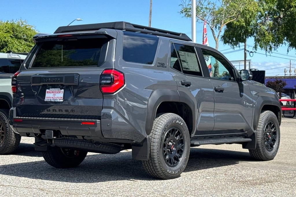 2026 Toyota 4Runner TRD Off-Road Premium photo 4