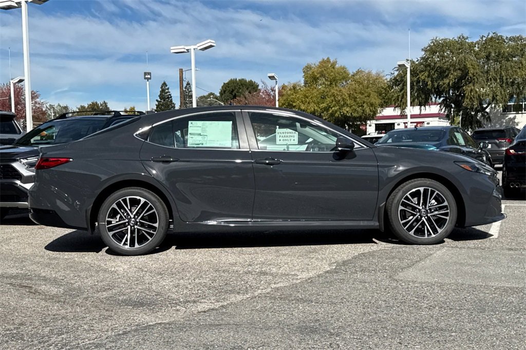 2026 Toyota Camry XLE photo 4