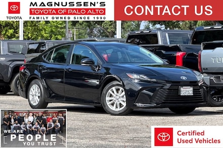 2025 Toyota Camry LE Sedan