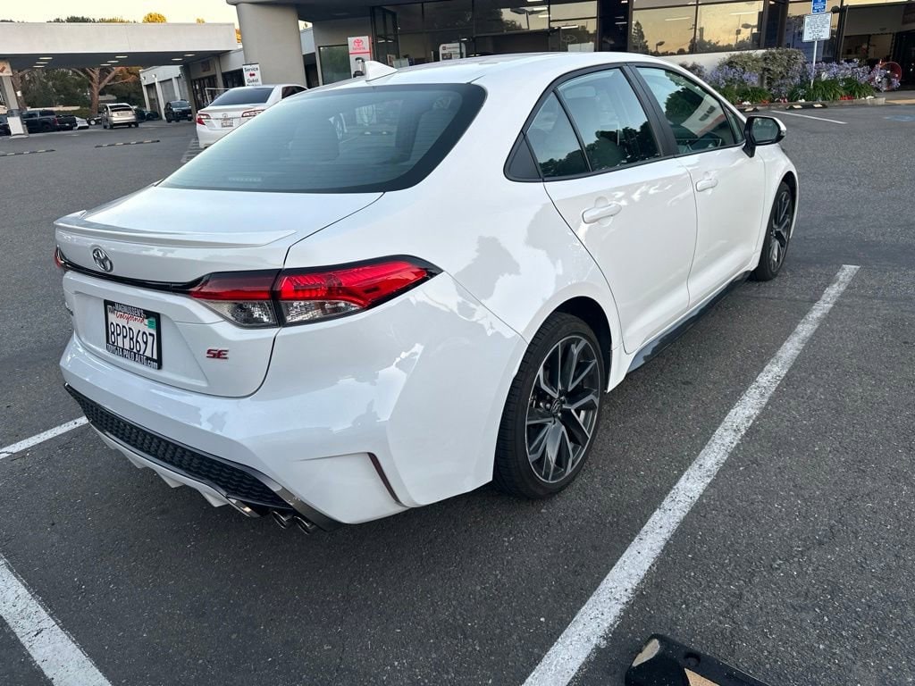 Used 2020 Toyota Corolla SE Sedan