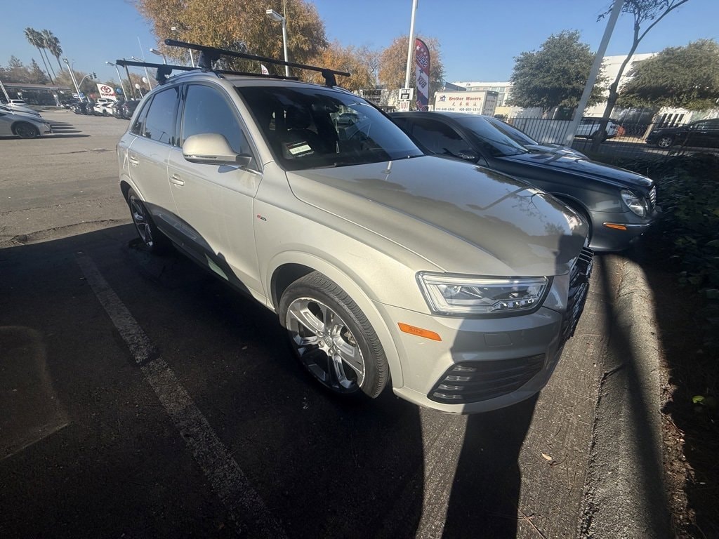 2018 Audi Q3 Premium Plus's photo