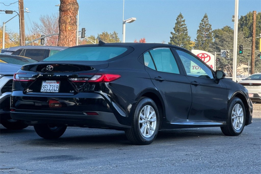 2025 Toyota Camry LE photo 2