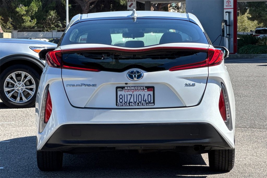 2021 Toyota Prius Prime XLE photo 2