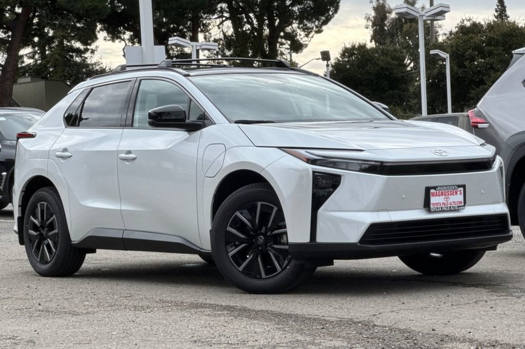 2026 Toyota bZ XLE photo 2