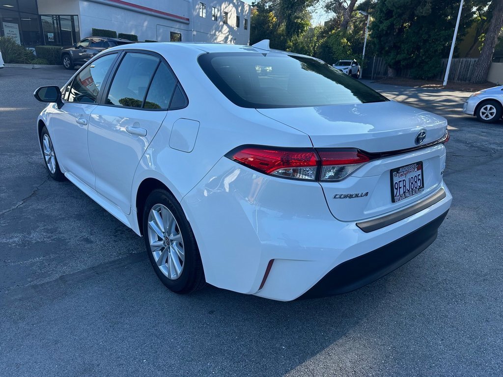 2023 Toyota Corolla Hybrid LE photo 4