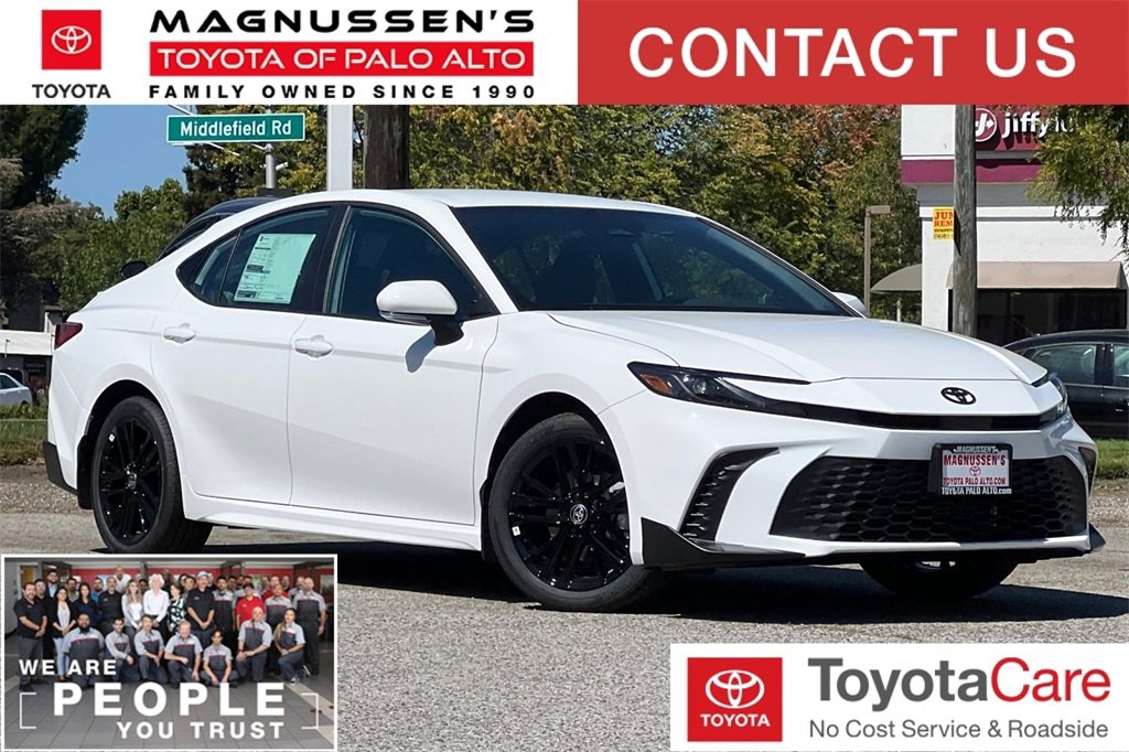2025 Toyota Camry SE AWD