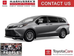 2026 Toyota Sienna LE Van Passenger Van