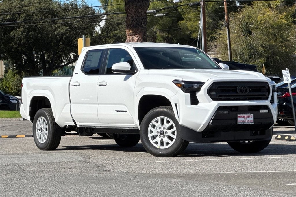 New 2025 Toyota Tacoma SR5 Truck Double Cab