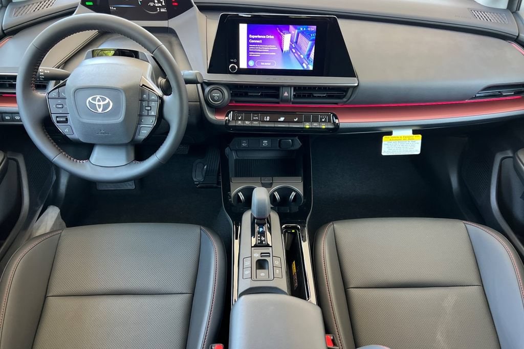 2026 Toyota Prius Plug-in Hybrid XSE - Photo 10