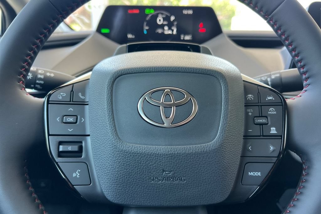 2026 Toyota Prius Plug-in Hybrid XSE - Photo 20