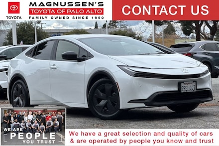 2025 Toyota Prius LE Hatchback