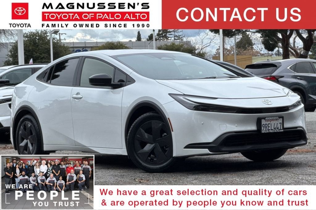 Used 2025 Toyota Prius LE Hatchback