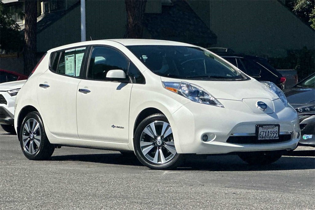 Used 2013 Nissan LEAF SL with VIN 1N4AZ0CP6DC405583 for sale in Palo Alto, CA