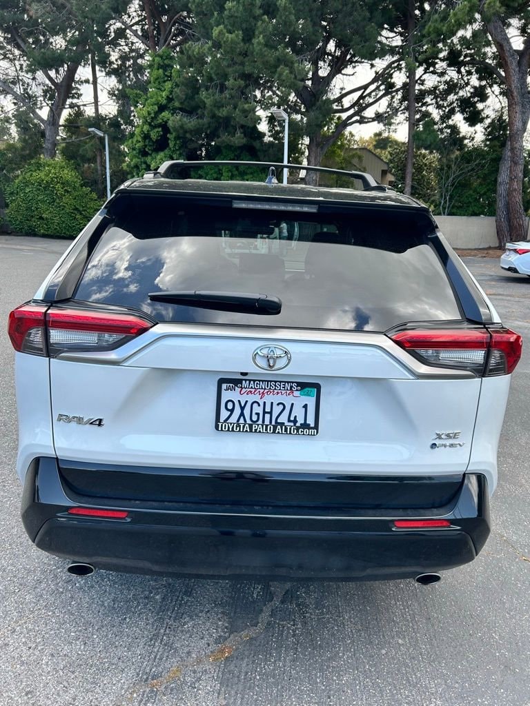 2025 Toyota RAV4 Plug-In Hybrid XSE photo 5