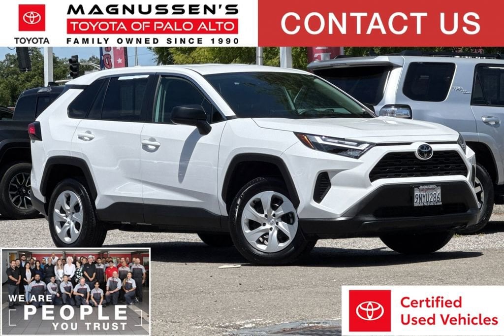 2024 Toyota RAV4 LE
