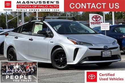 2022 Toyota Prius Nightshade Hatchback 2022 Toyota Prius Nightshade Hatchback