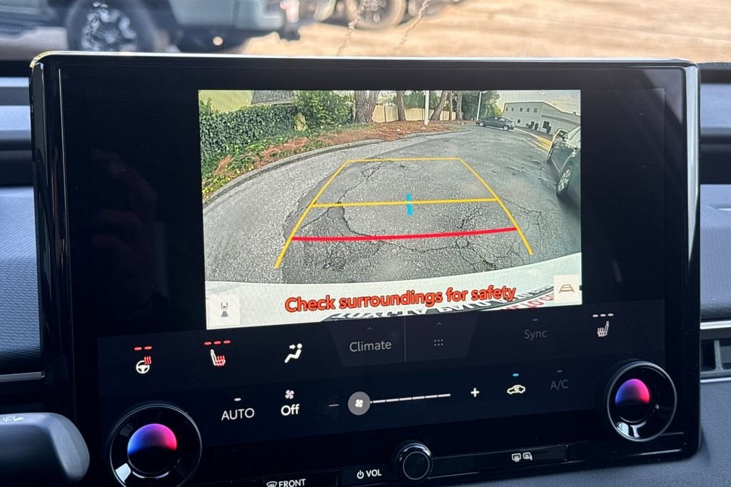 2026 Toyota bZ XLE - Photo 16